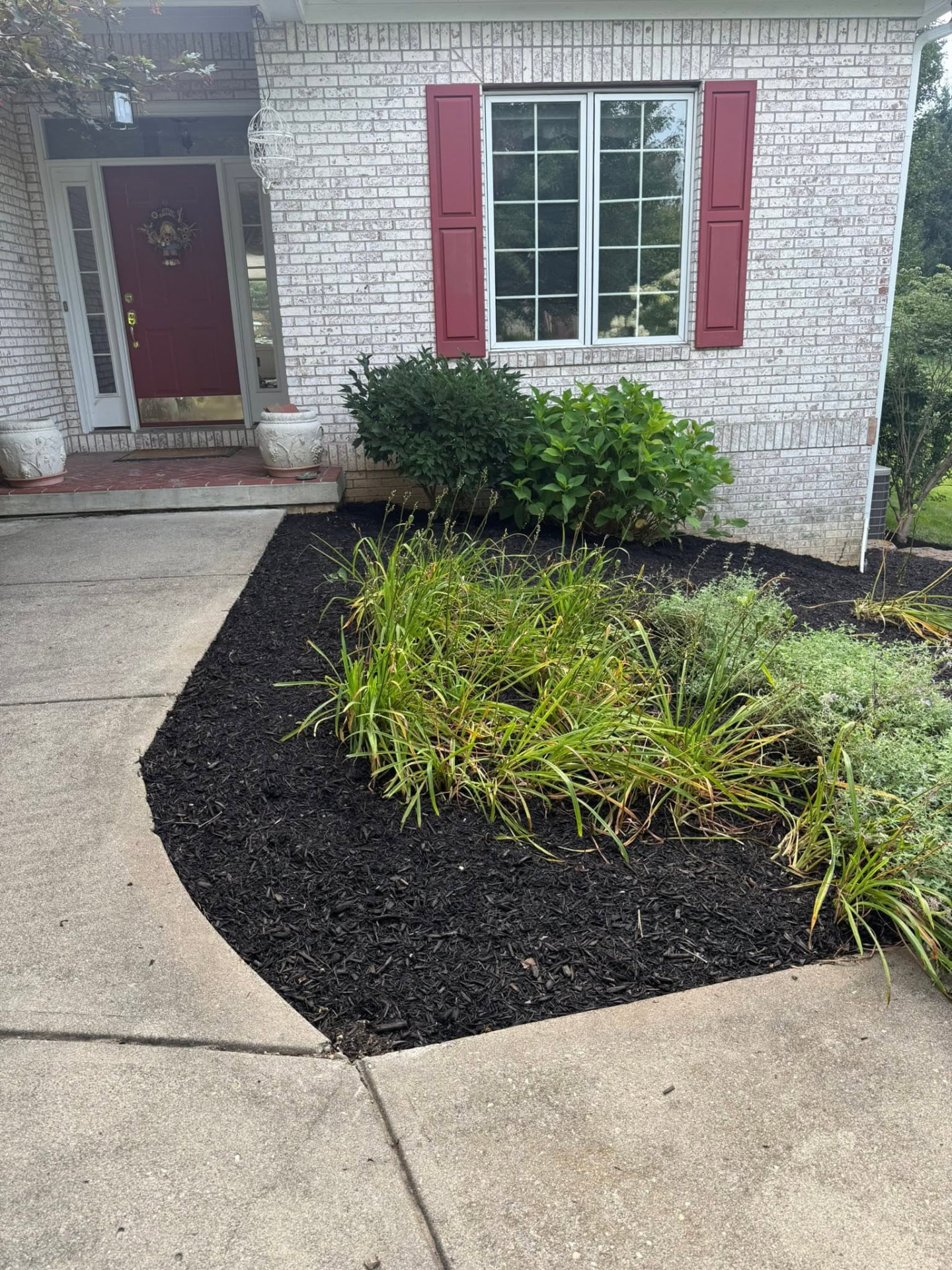 Landscape Bed Cleanup — after remodeling